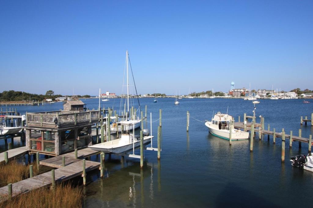 Courtyard Villas On Silver Lake Ocracoke Extérieur photo