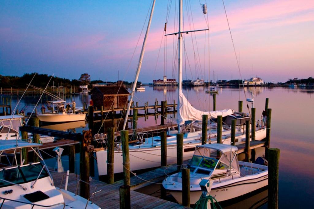 Courtyard Villas On Silver Lake Ocracoke Extérieur photo
