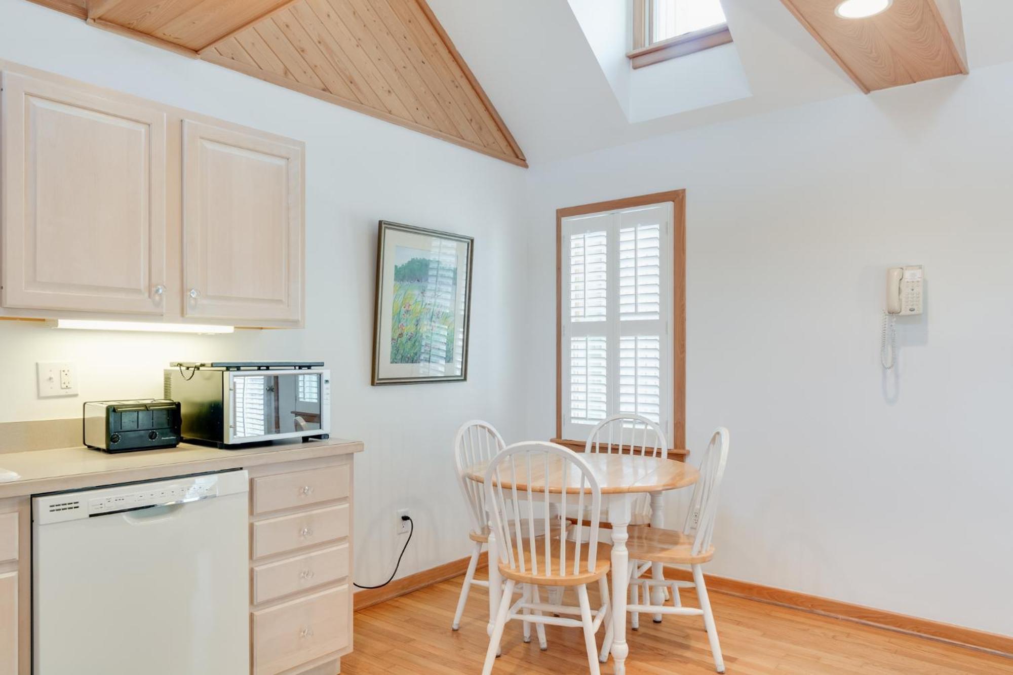 Courtyard Villas On Silver Lake Ocracoke Extérieur photo